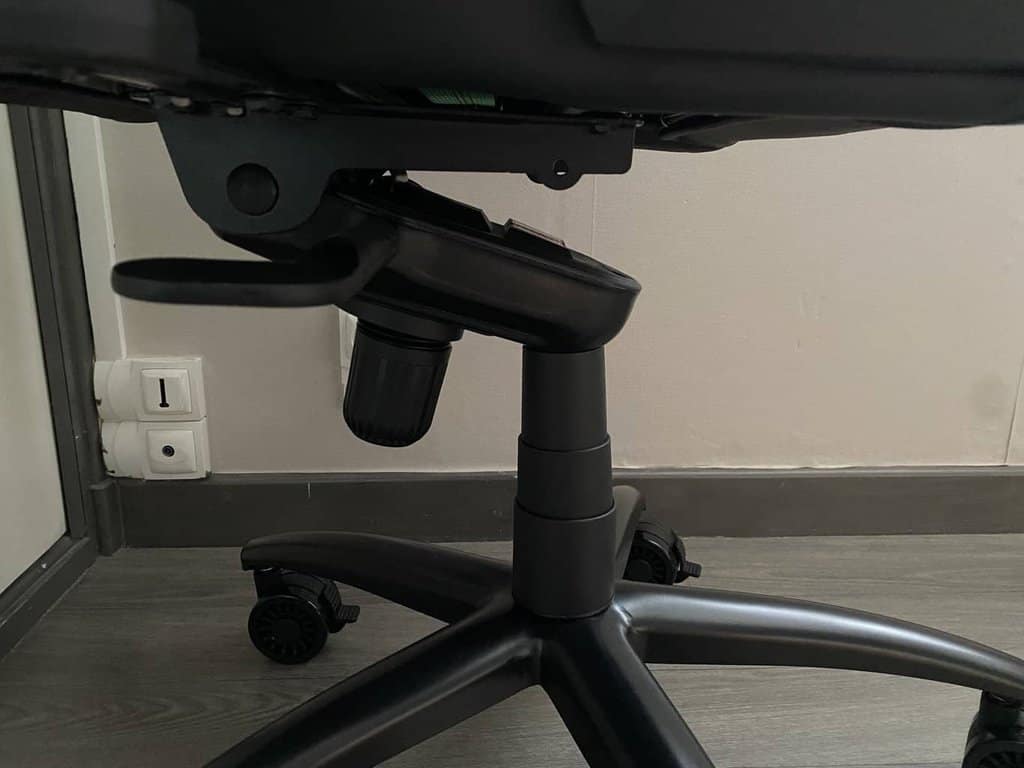 Aerone  Platinum Test (2025) : Pour les grands à petit budget