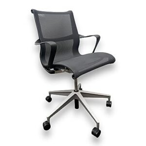 Chaise de bureau Herman Miller Setu : confort et design modernes
