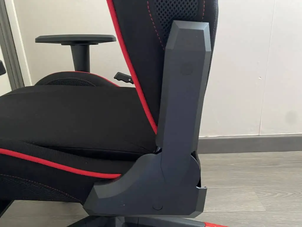 Changer le vérin de sa chaise gaming en 4 étapes !